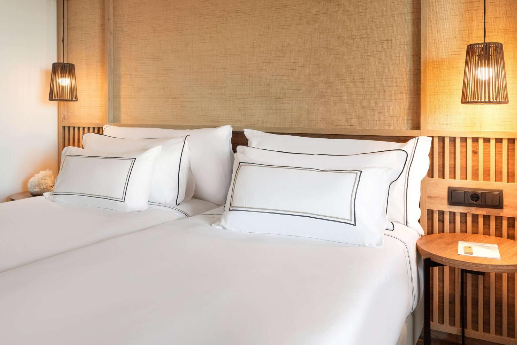 Melia Hotel 4*