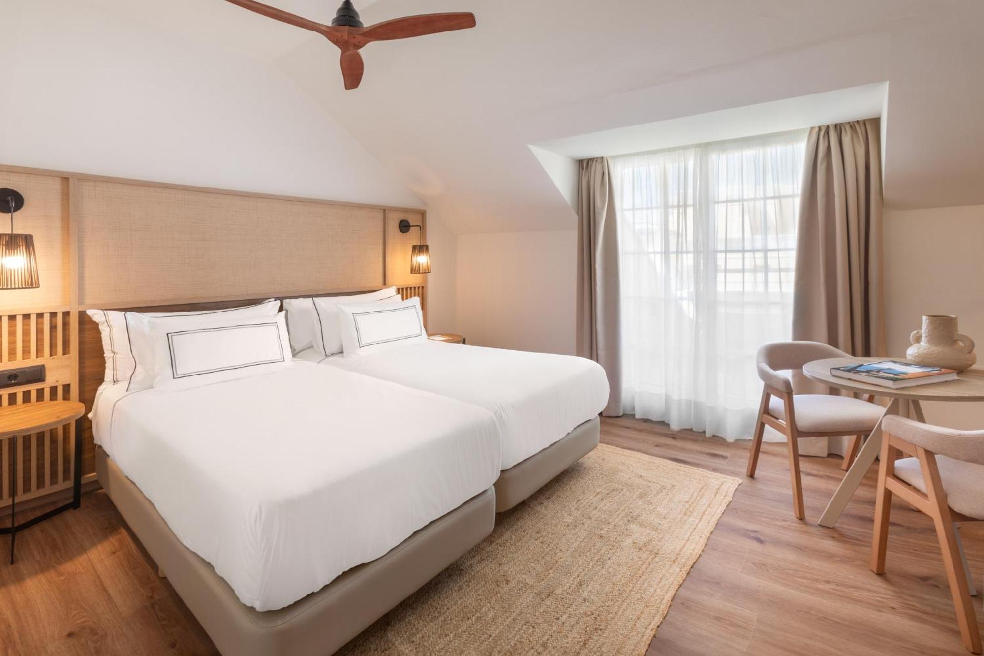 Meliá Atlántico Hotel 4*