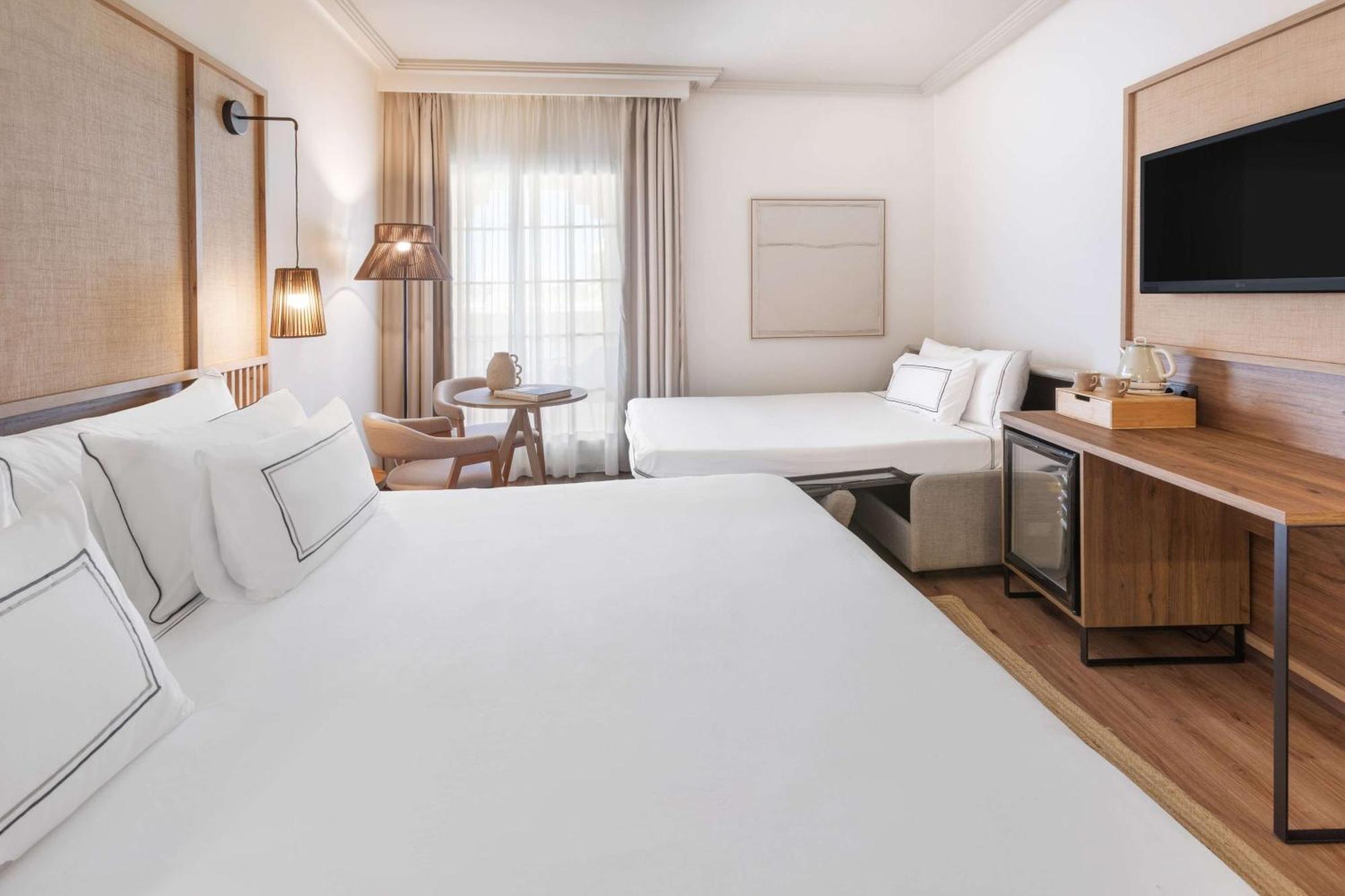Melia Hotel 4*